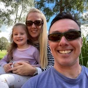 Meet your Posher, Simone